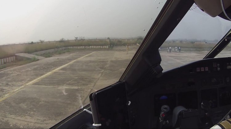 Files - Landing in Agra Airport aka Kheria Air Force Station (VIAG), India. (GoPro 3 HD 1080p) - Avsim.su